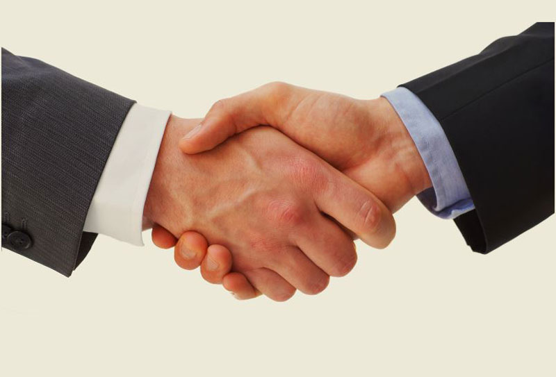 Nên hợp tác với đơn vị thiết kế có uy tín, chuyên môn giỏi để có phương án xây nhà tối ưu nhất